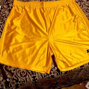 Gold Starter dazzle basketball shorts